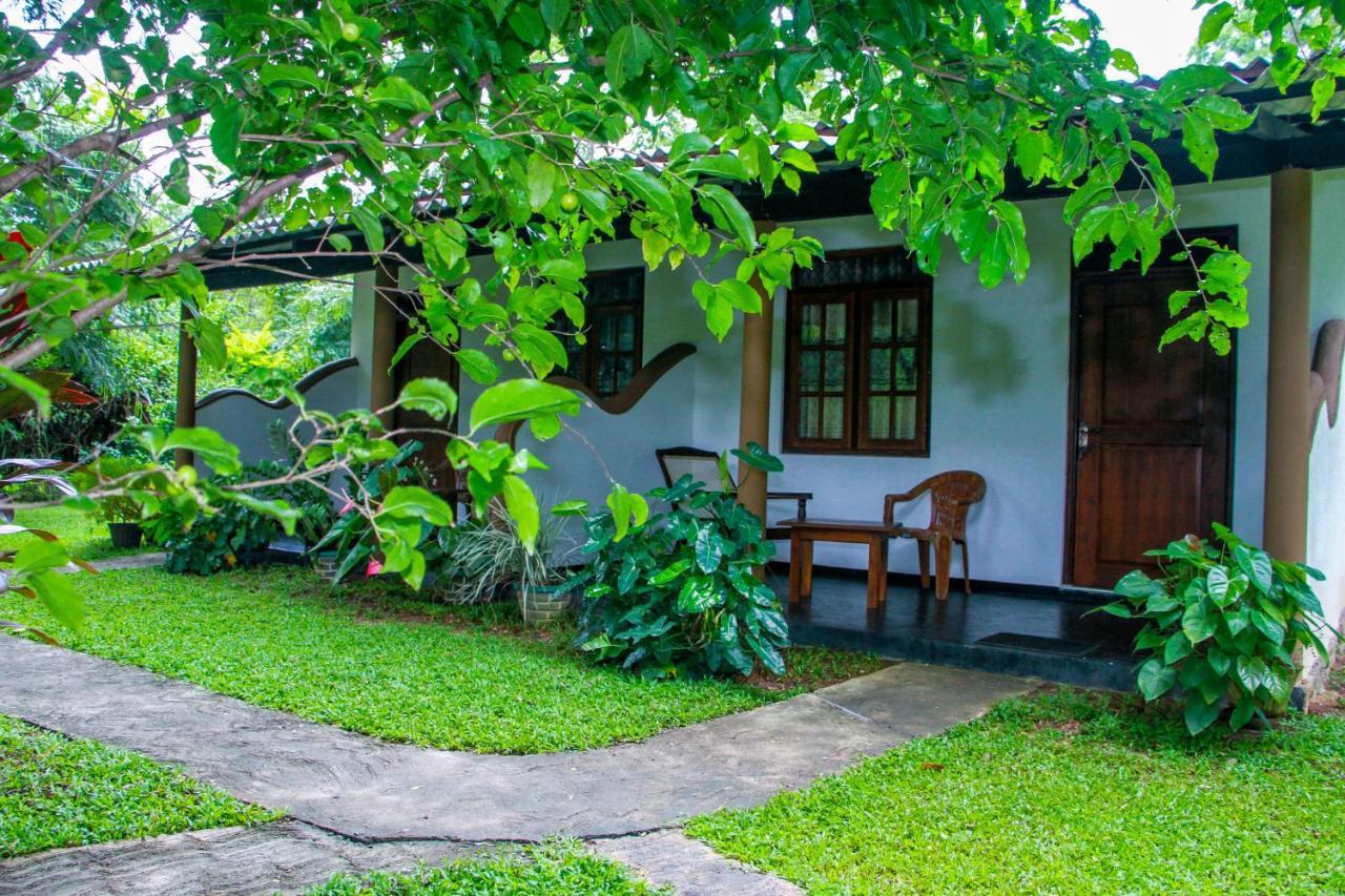 Nimsara Lodge Sigiriya Eksteriør bilde
